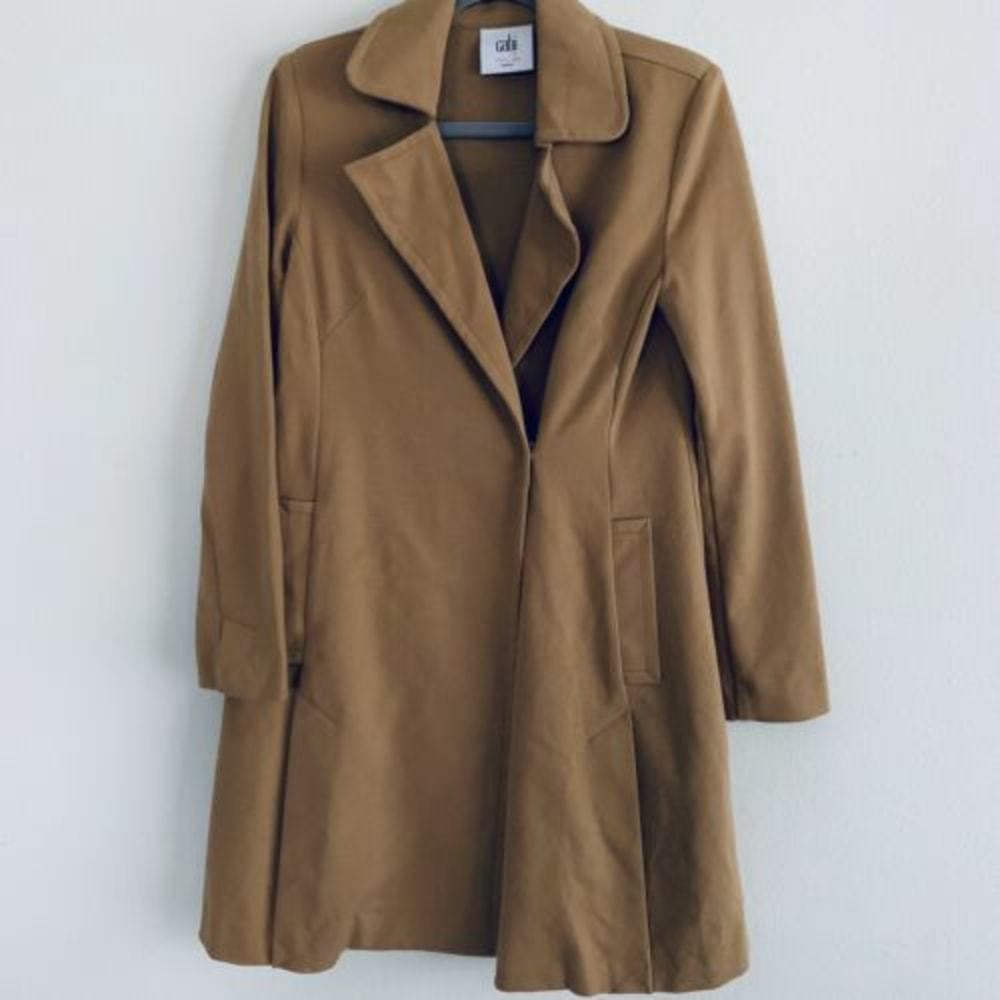 Cabi #3037 Tan Casablanca Trench Coat - Picture 2 of 5
